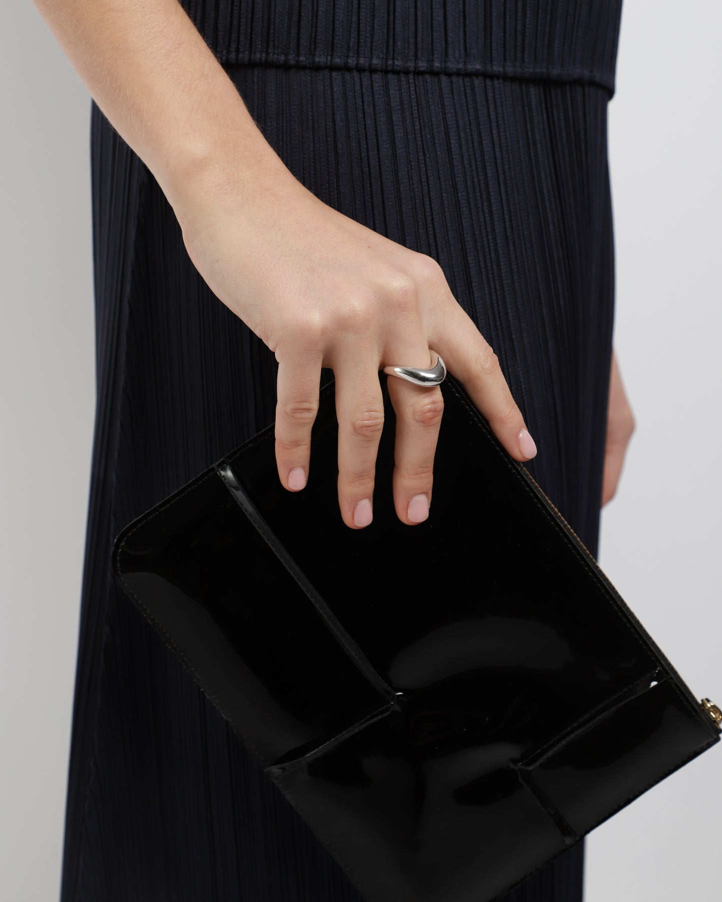 Curve Ring