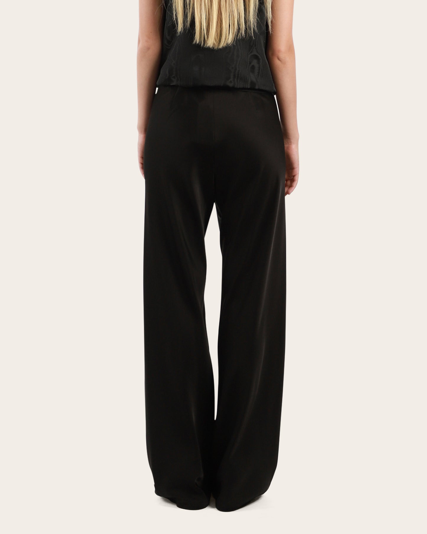 Myrna Pant