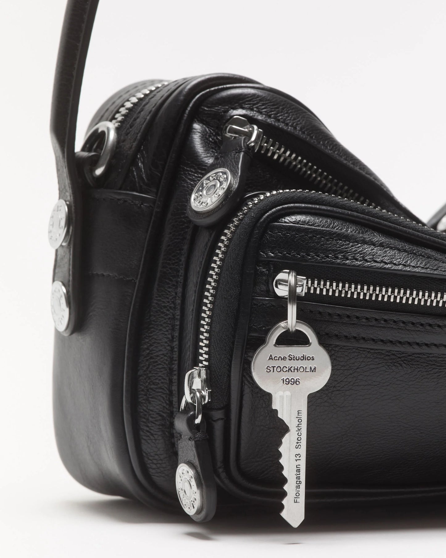 Camero Party Shoulder Bag