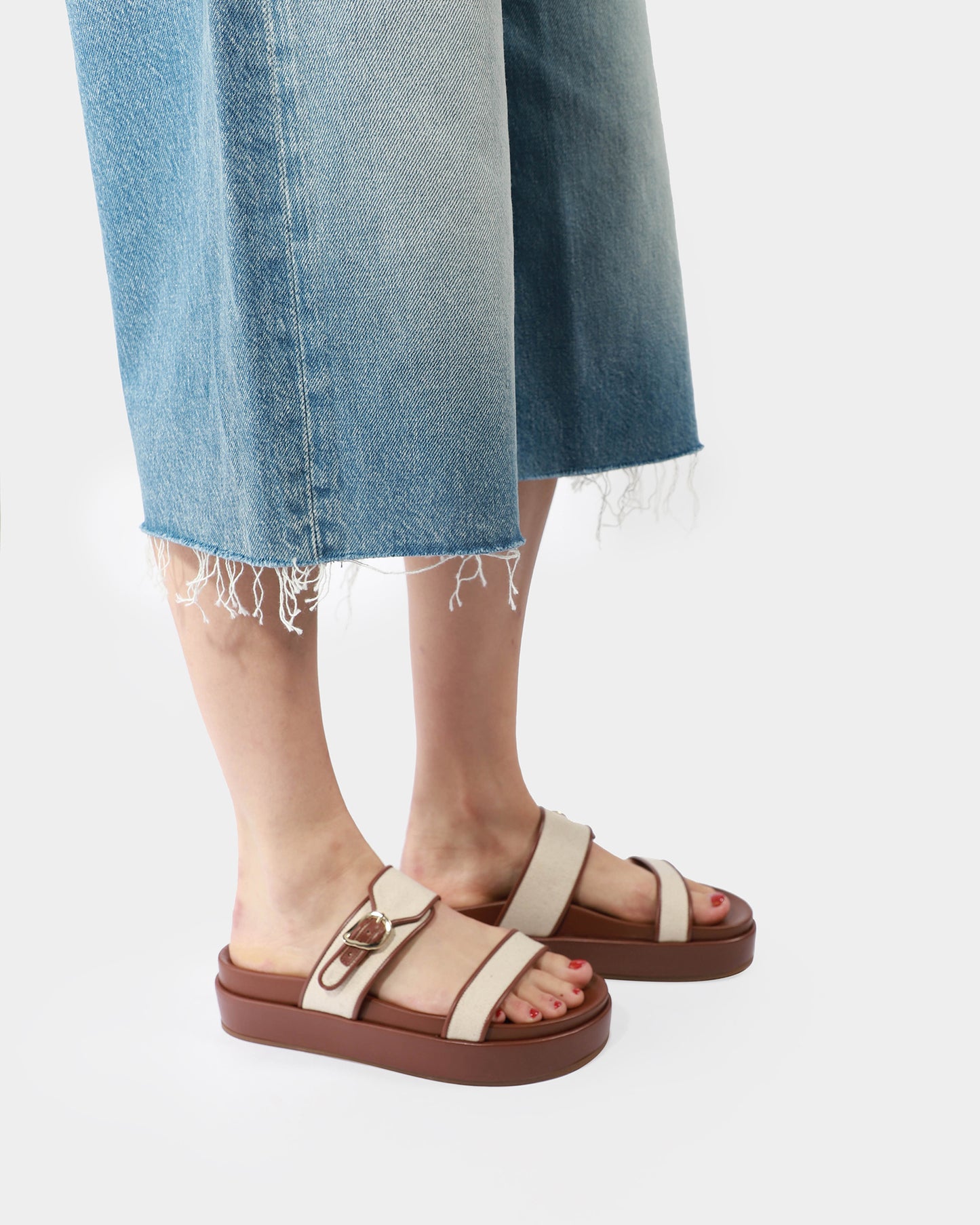 Tria Platform Sandals