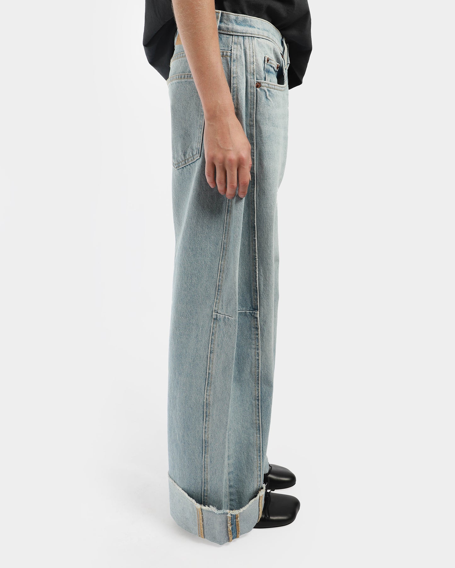 Relaxed Cuffed Lasso Jeans