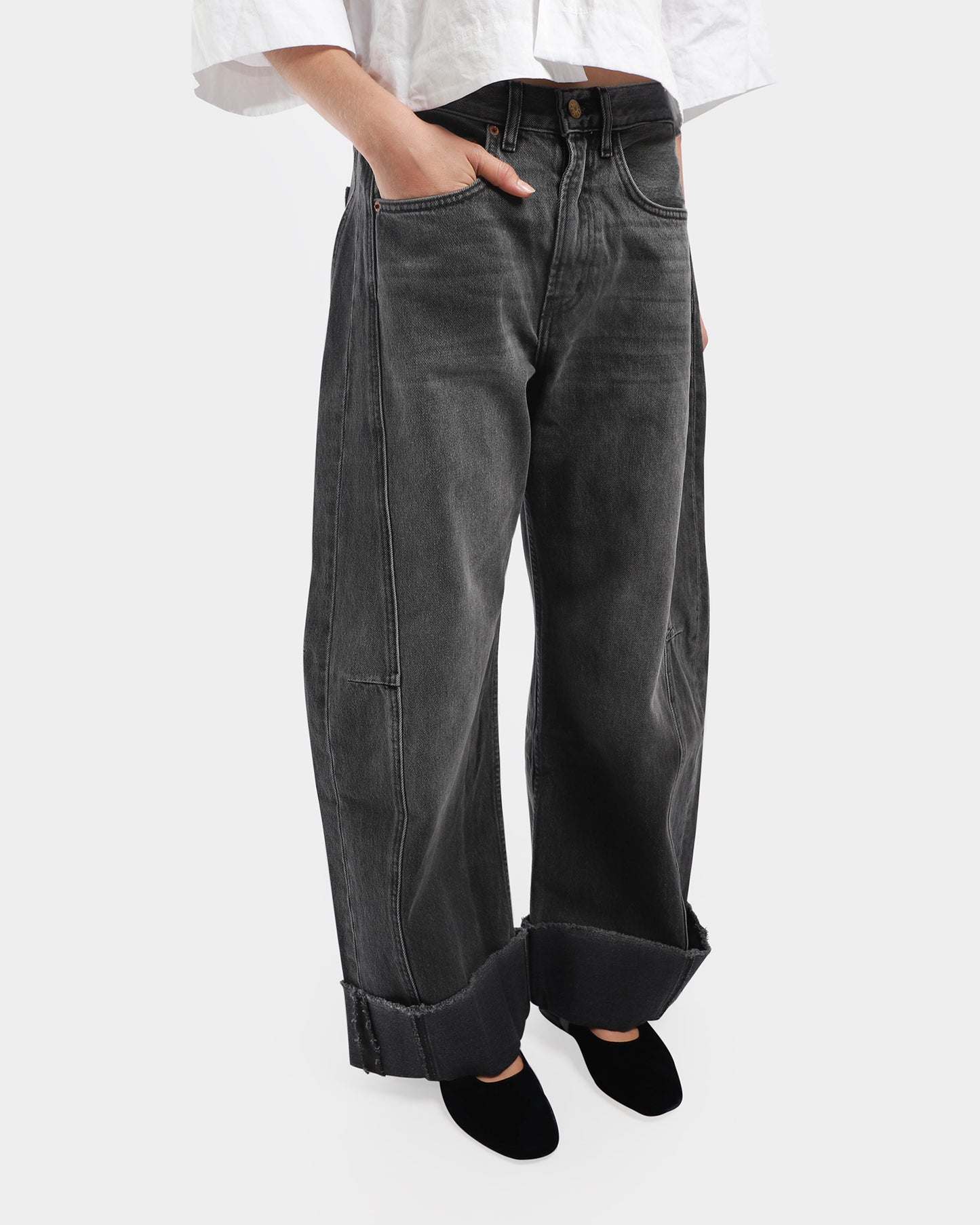 Relaxed Cuffed Lasso Jeans