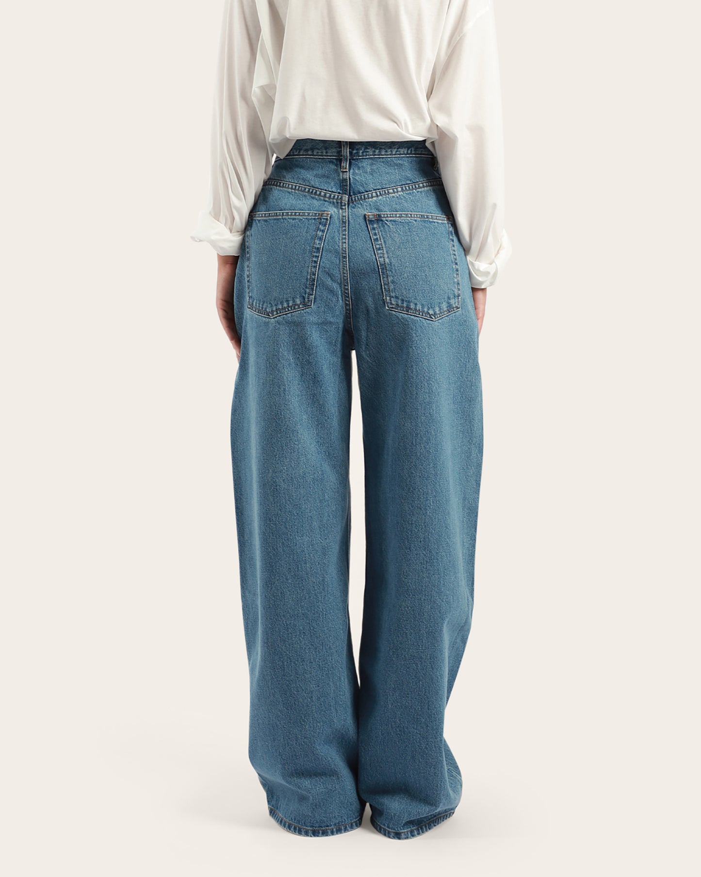Long Wide Barrel Jeans