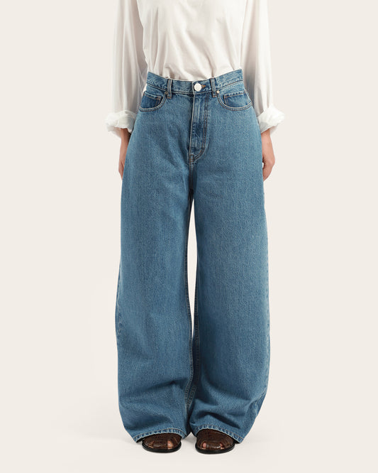 Long Wide Barrel Jeans