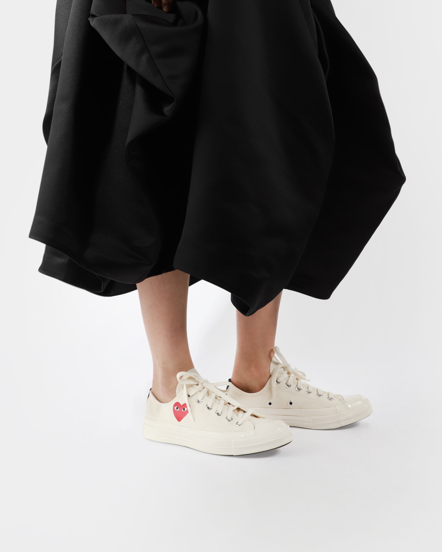PLAY X Converse Chuck 70 Small Heart Low Top Sneakers
