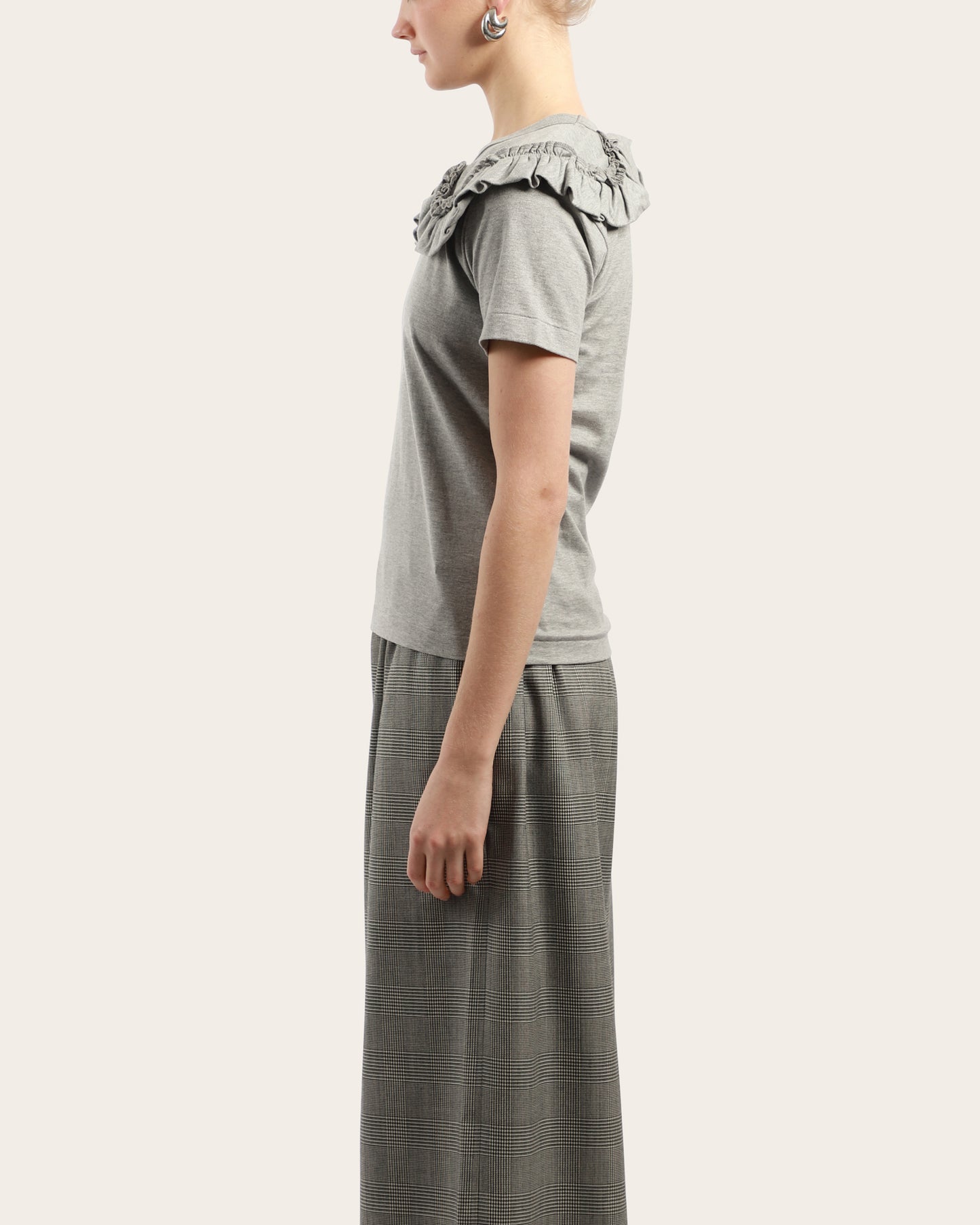 Ruffle Collar Tee
