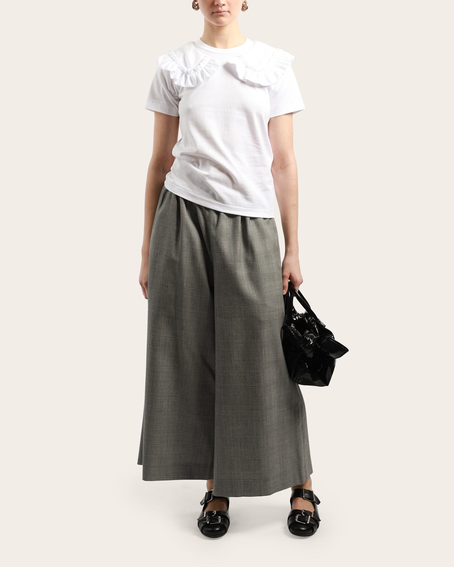 Ruffle Collar Tee