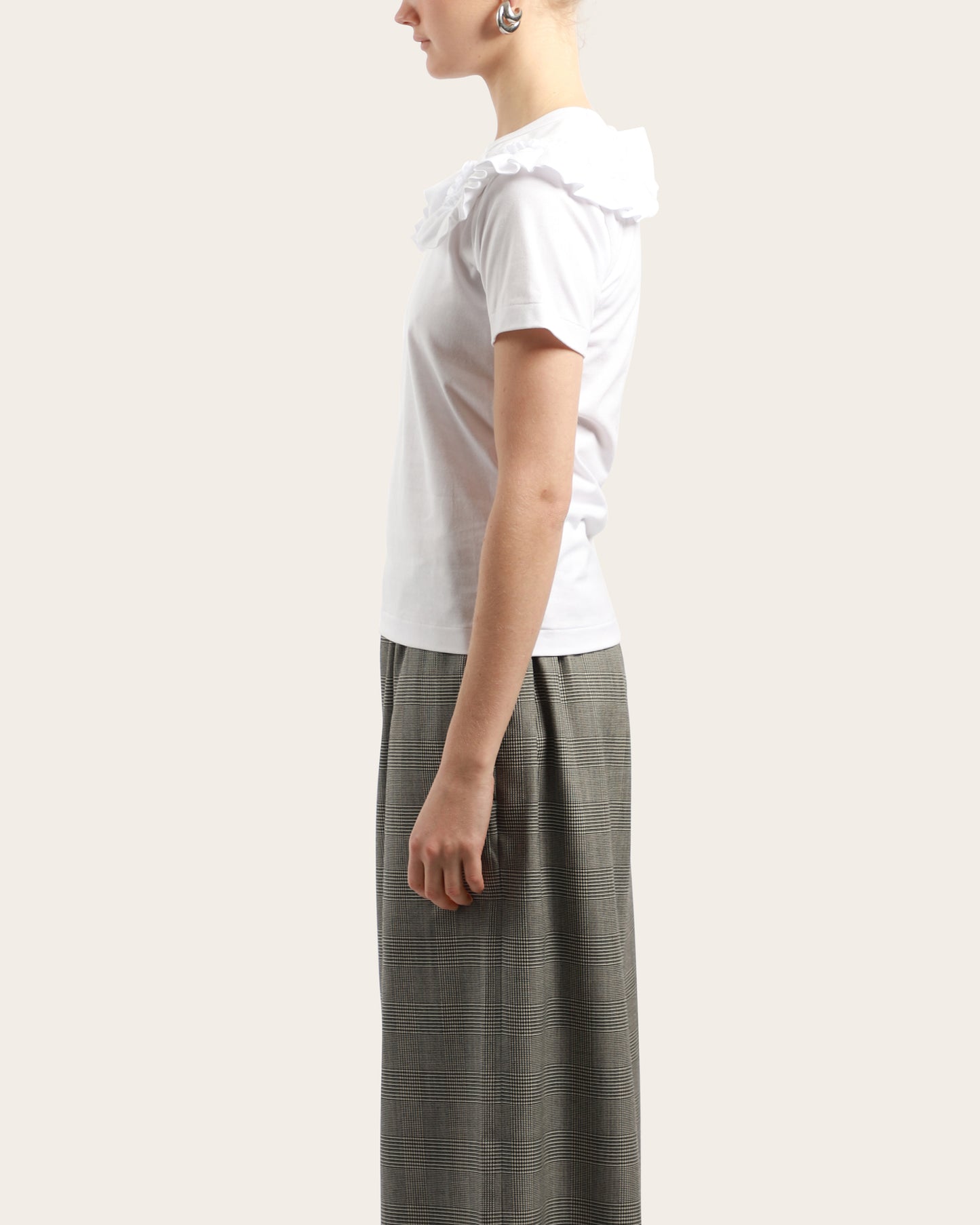 Ruffle Collar Tee