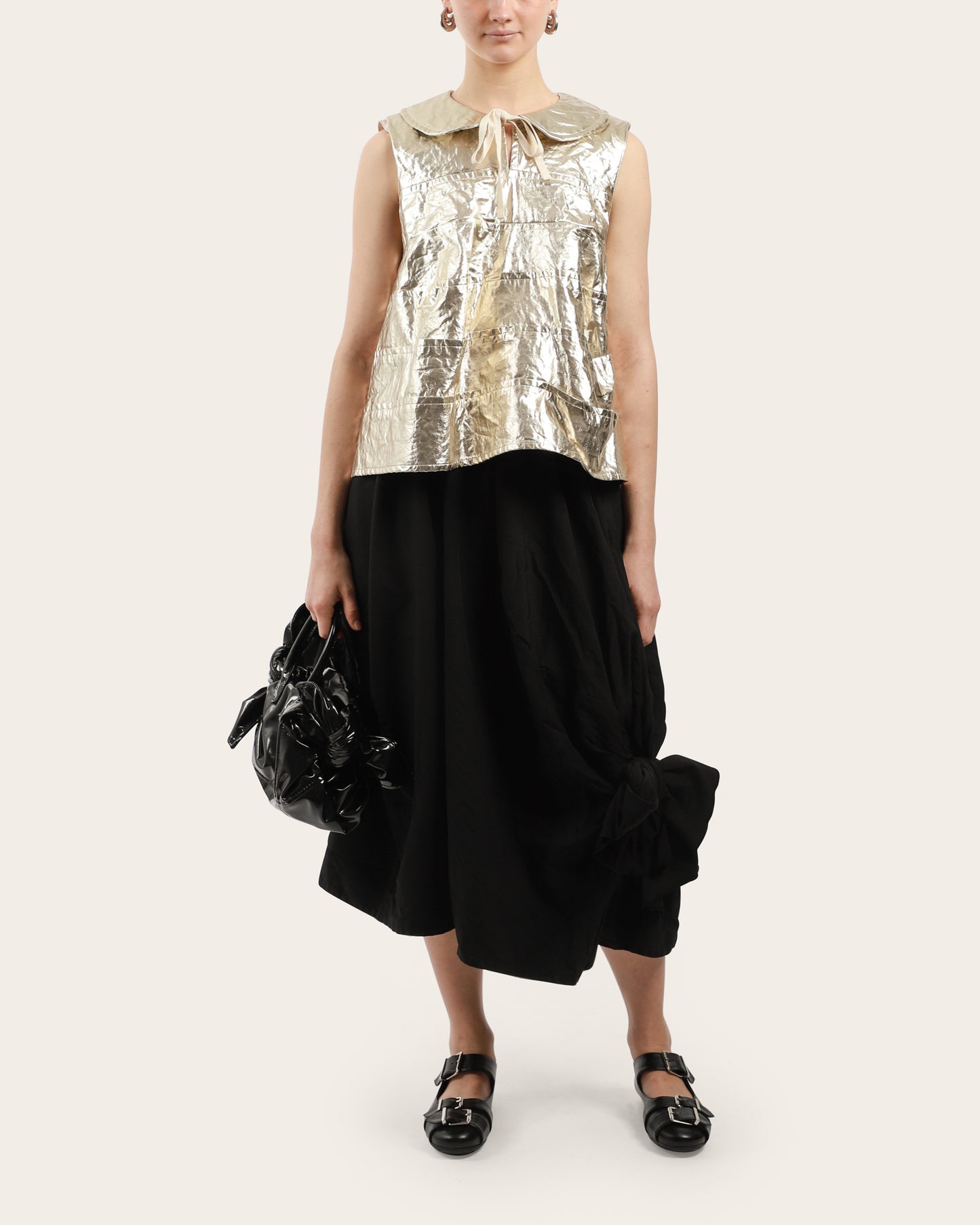 Round Collar Top