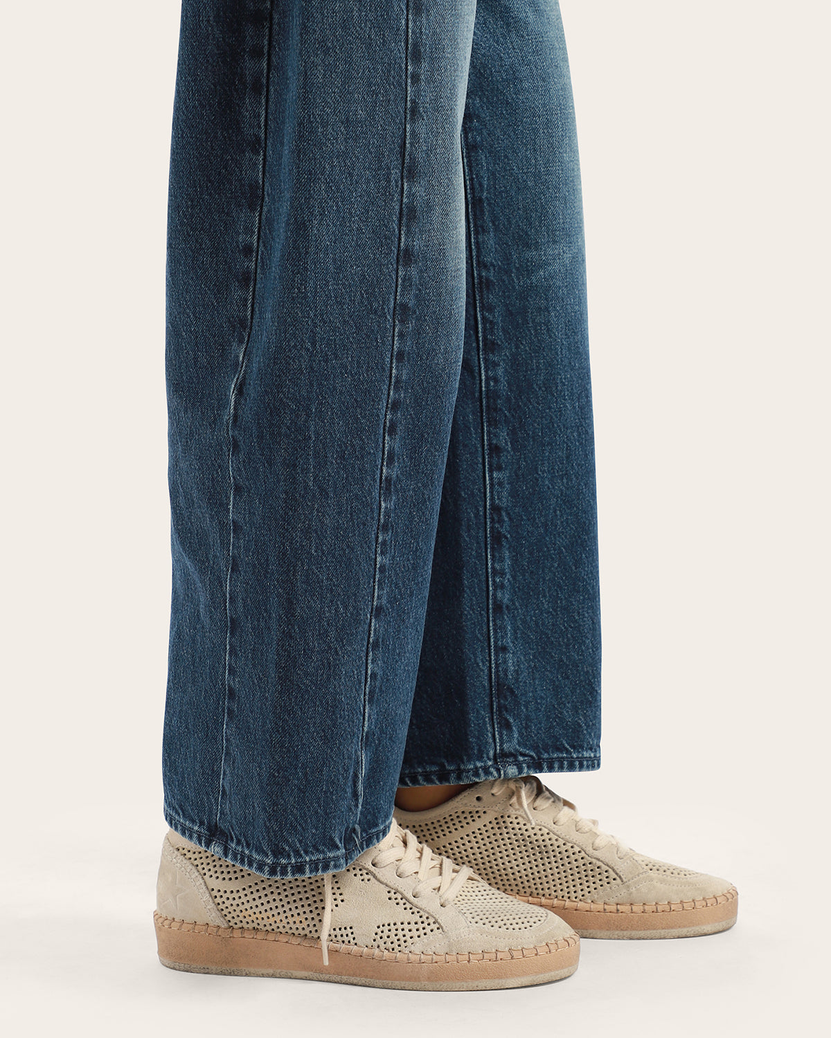 Ball Star Forated Suede Toe