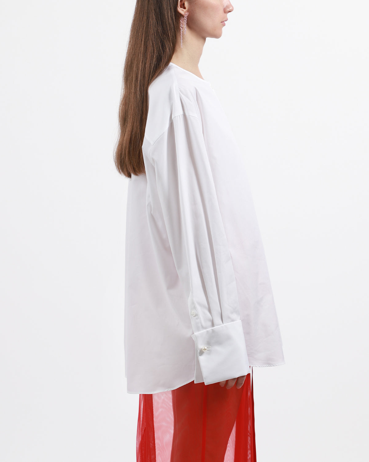 Collarless Elongated