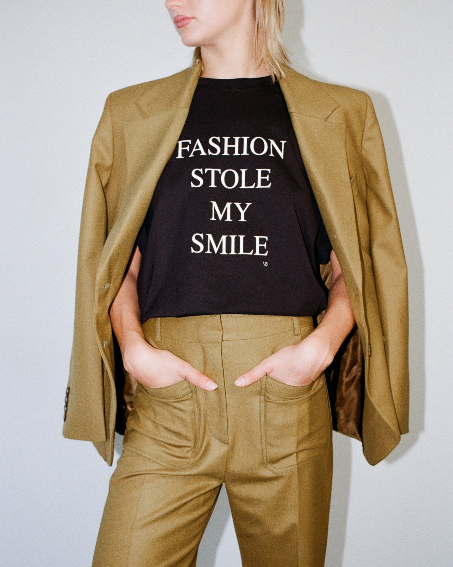 Slogan Tee 'Fashion Stole My Smile'