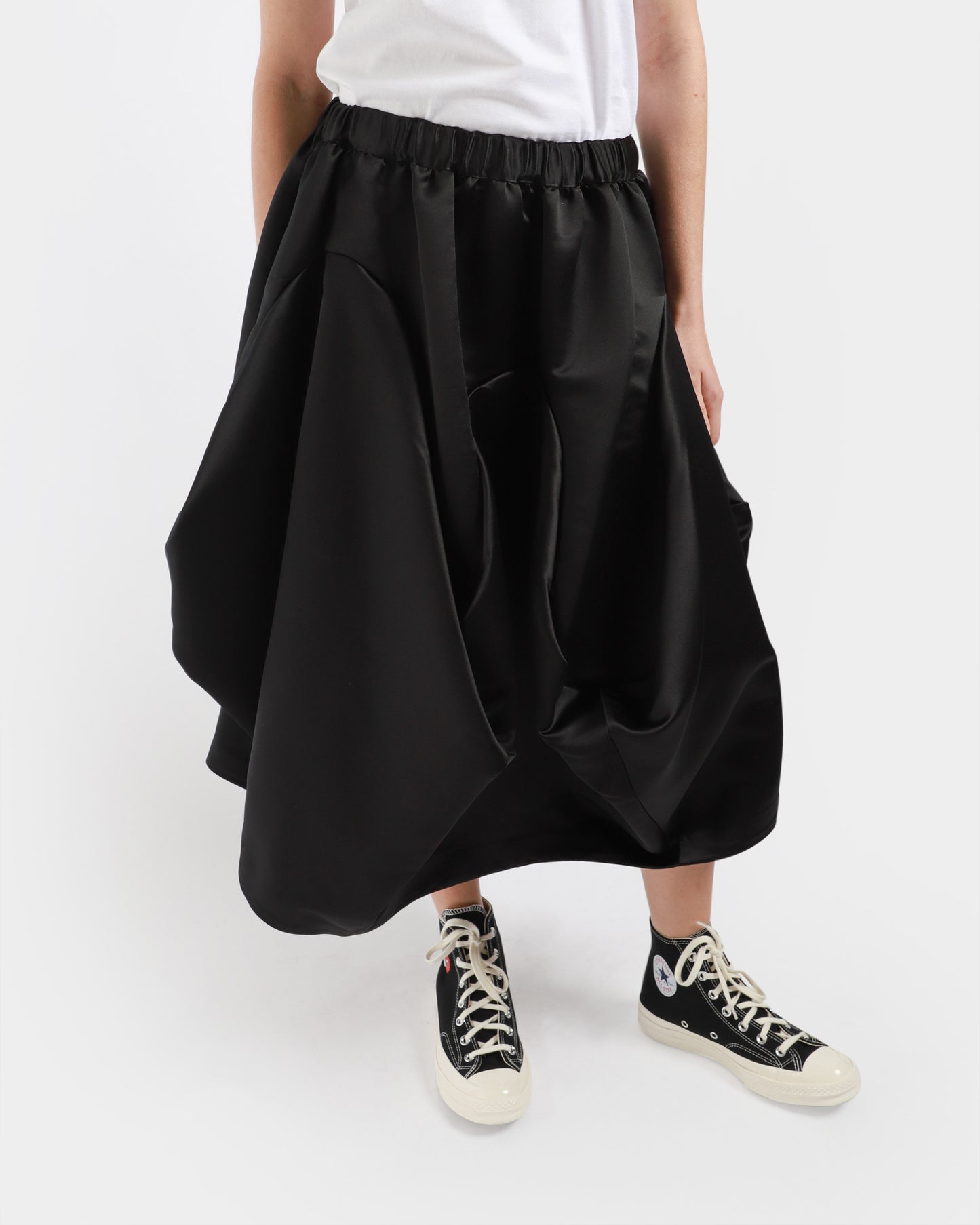 Curve Seam Skirt