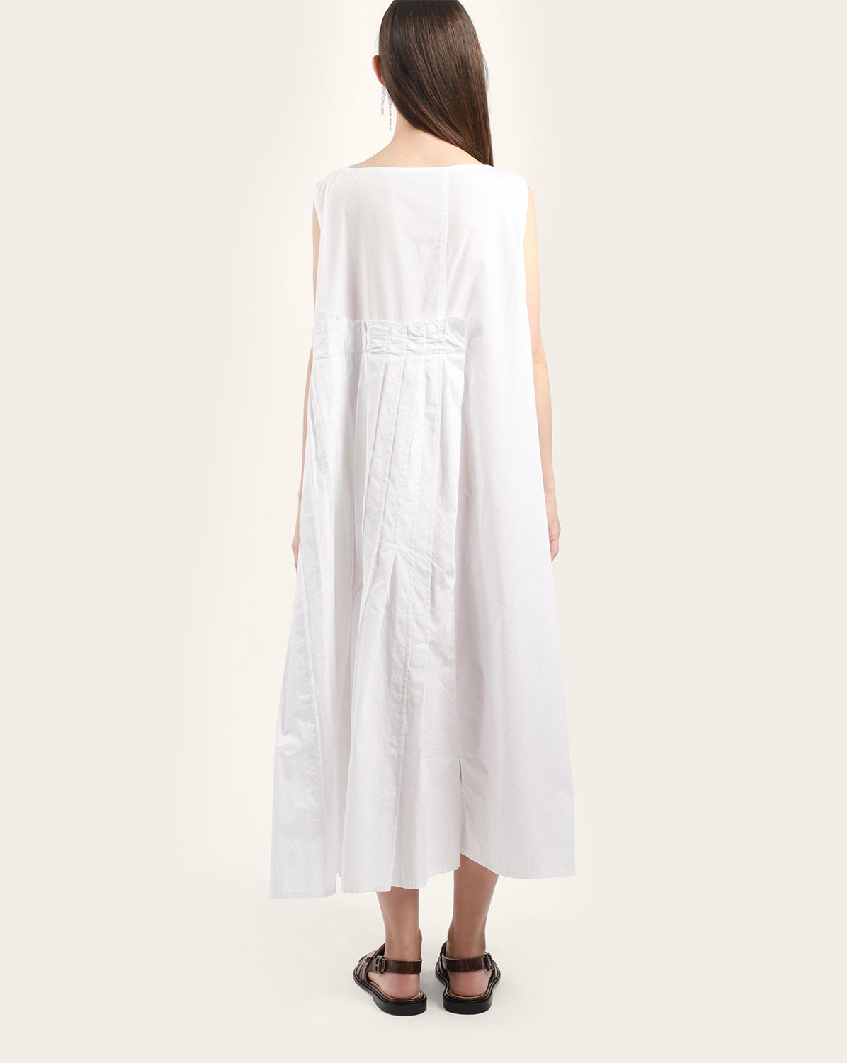 Side Pleat Sleeveless Dress