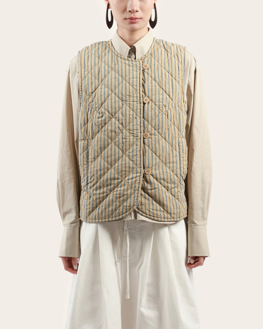 Axis Vest