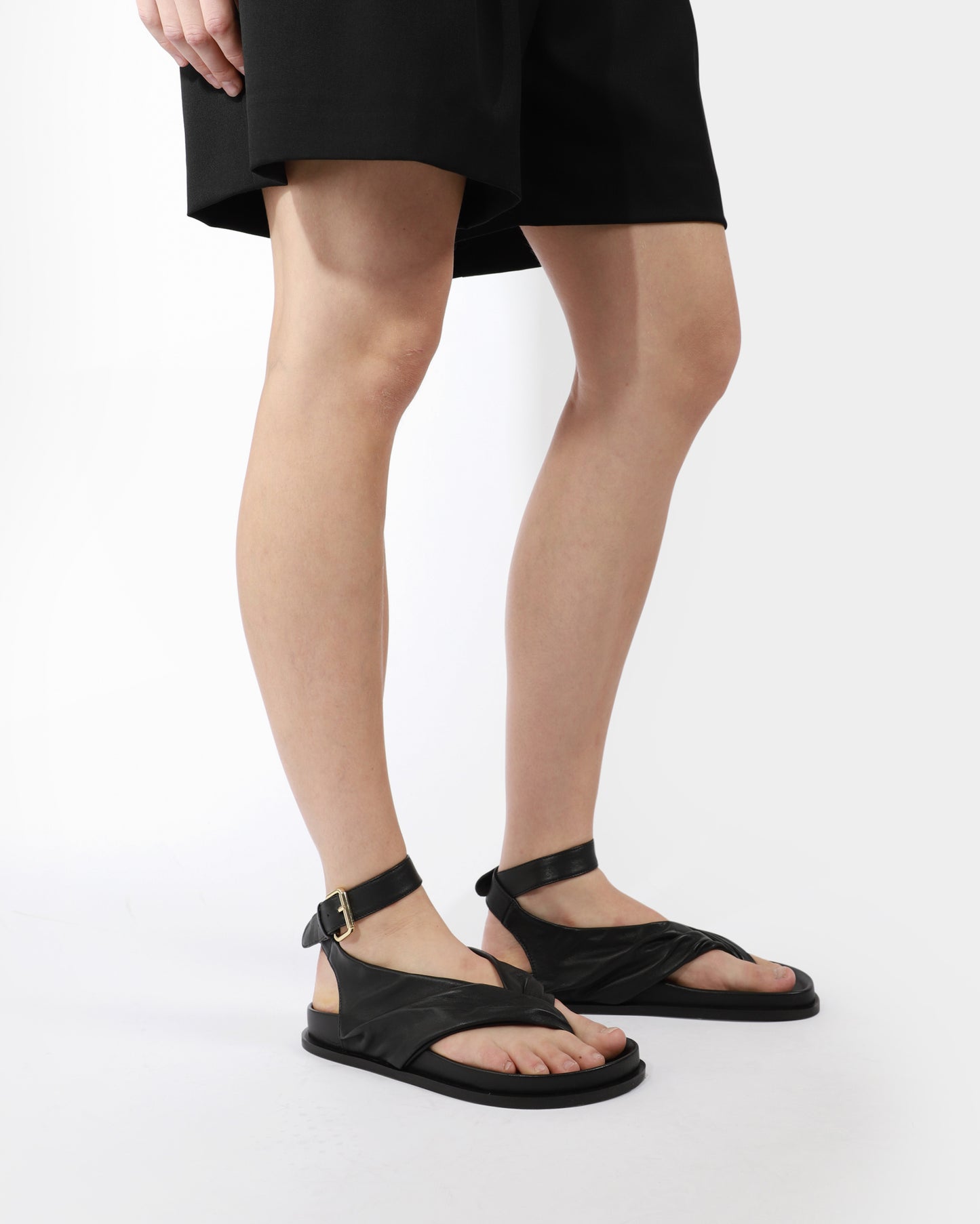 Mantei Sandal