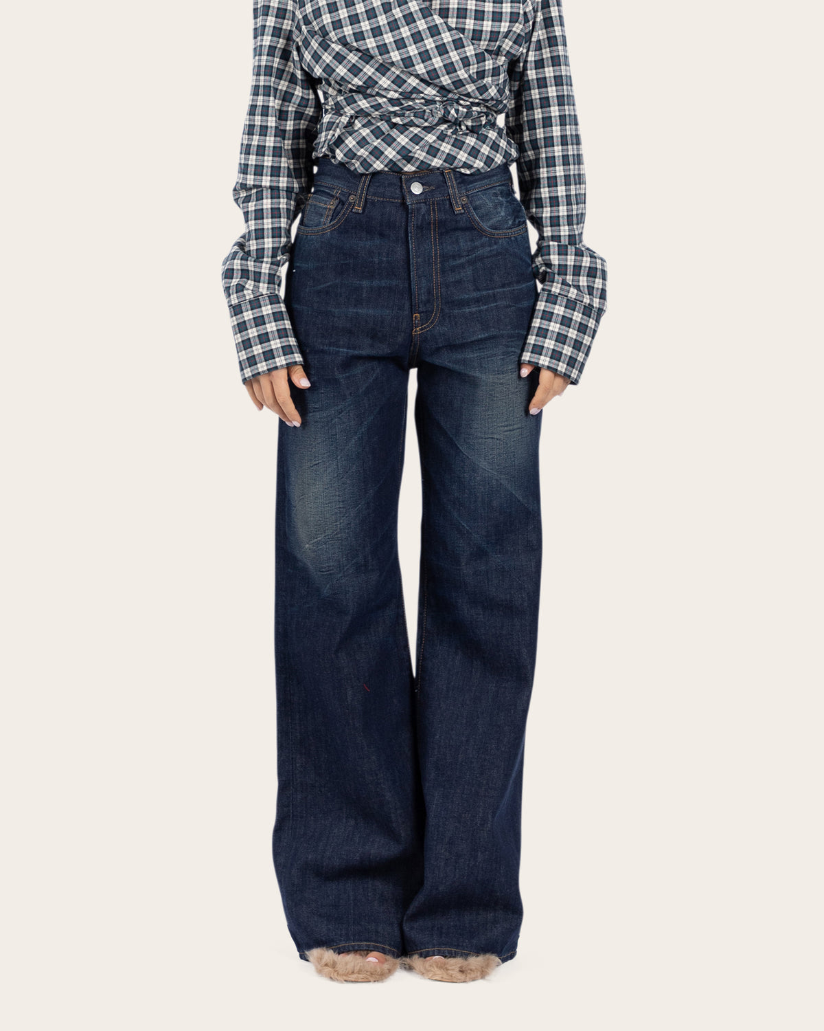 2022F Regular Fit Jeans