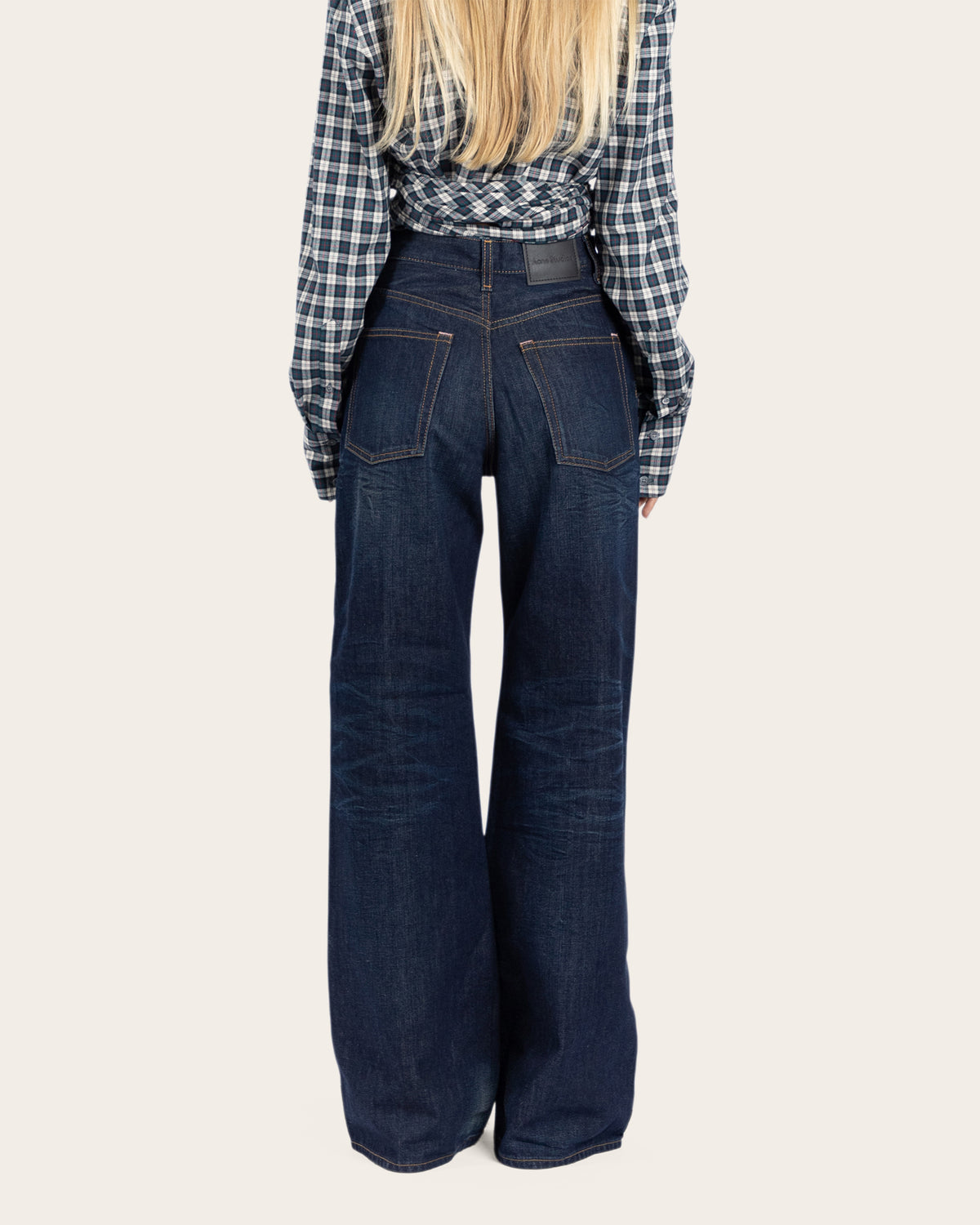 2022F Regular Fit Jeans
