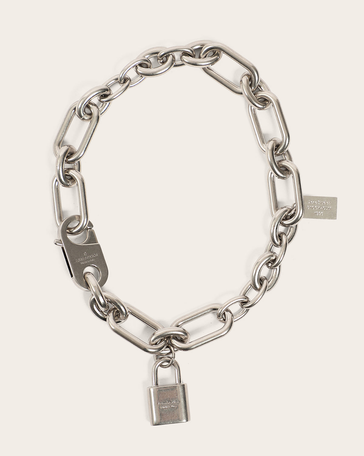 Ainlock Necklace