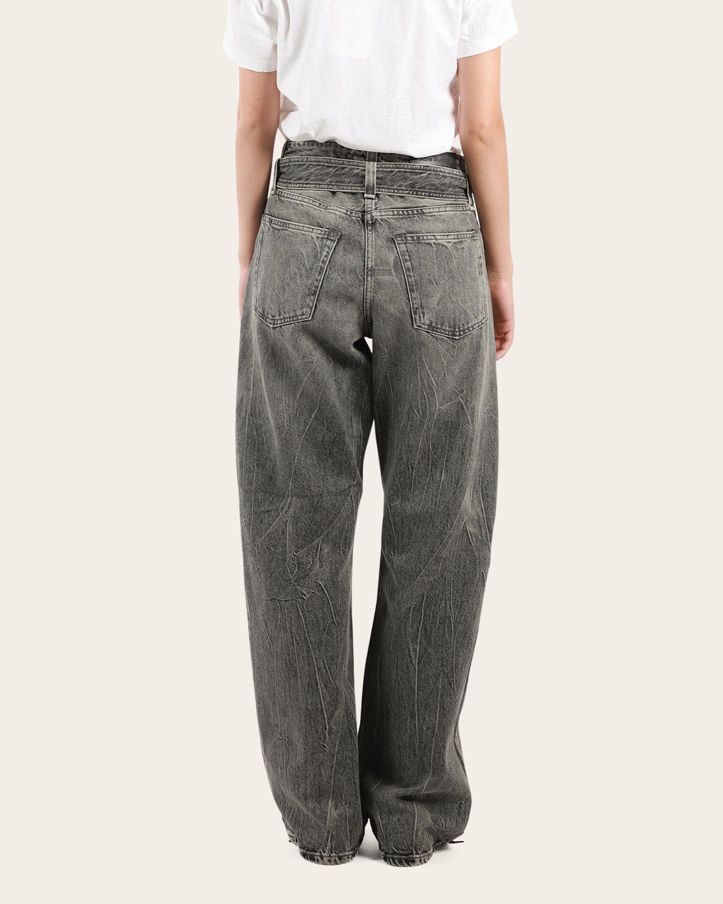 Belted Jeans - Relaxed Fit