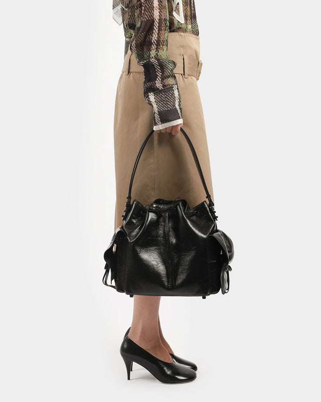 Multipocket Bucket Bag