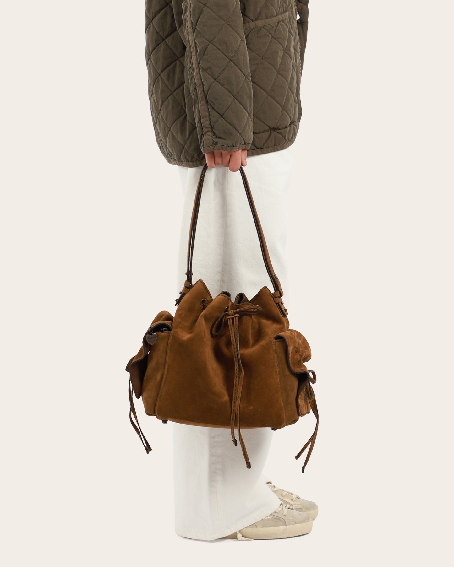 Multipocket Bucket Suede
