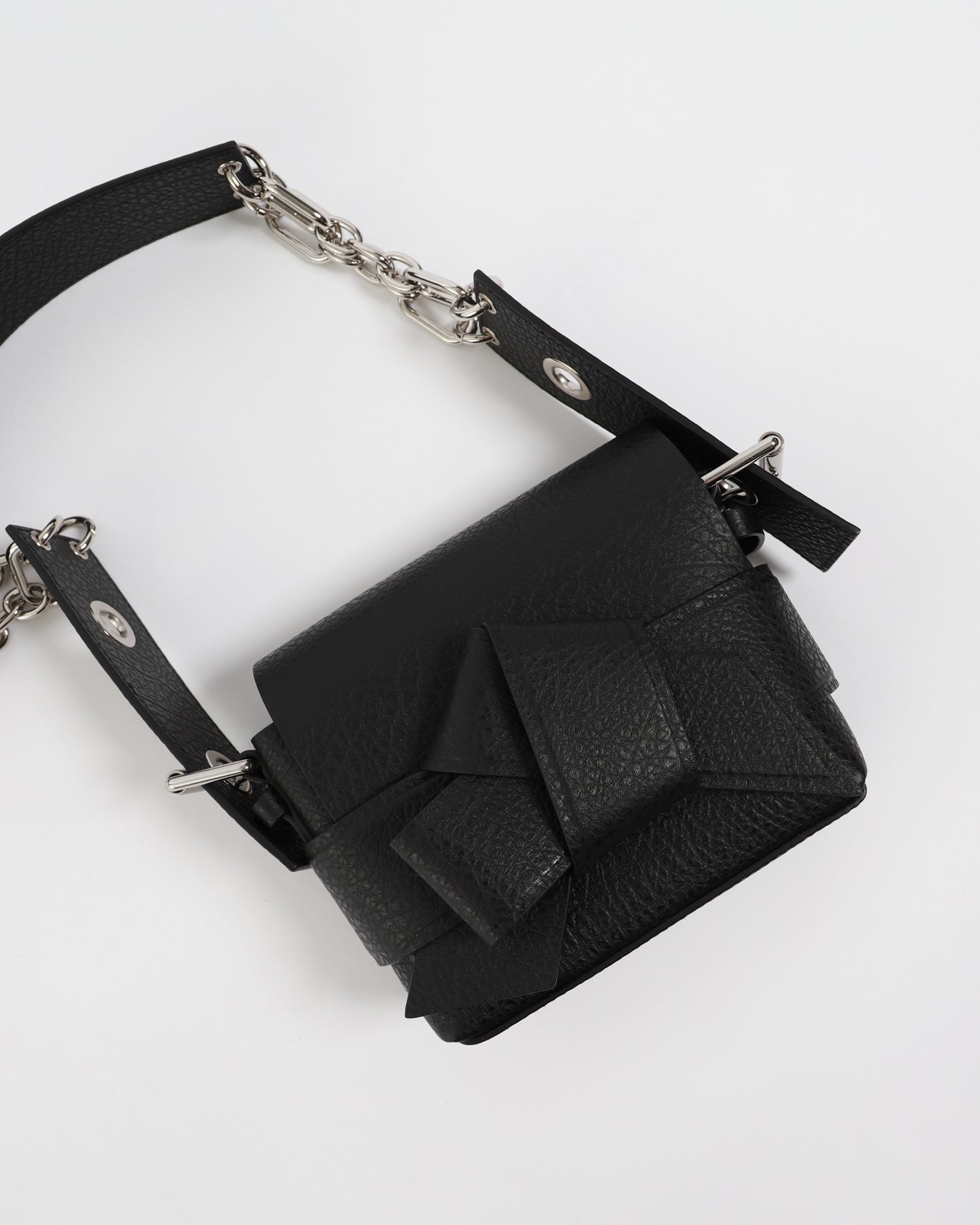 Musubi Chain Shoulder Bag