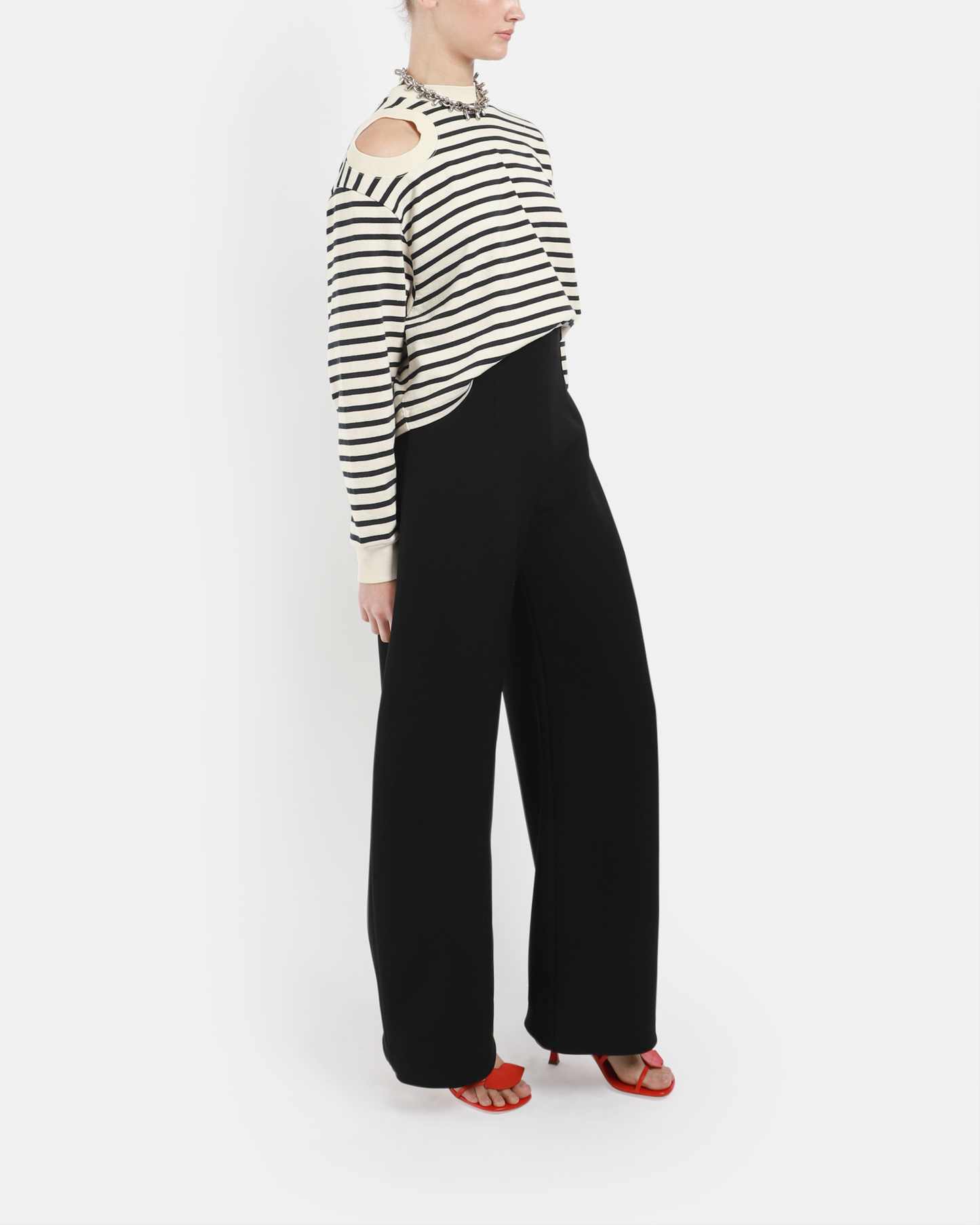 Rounded Trousers