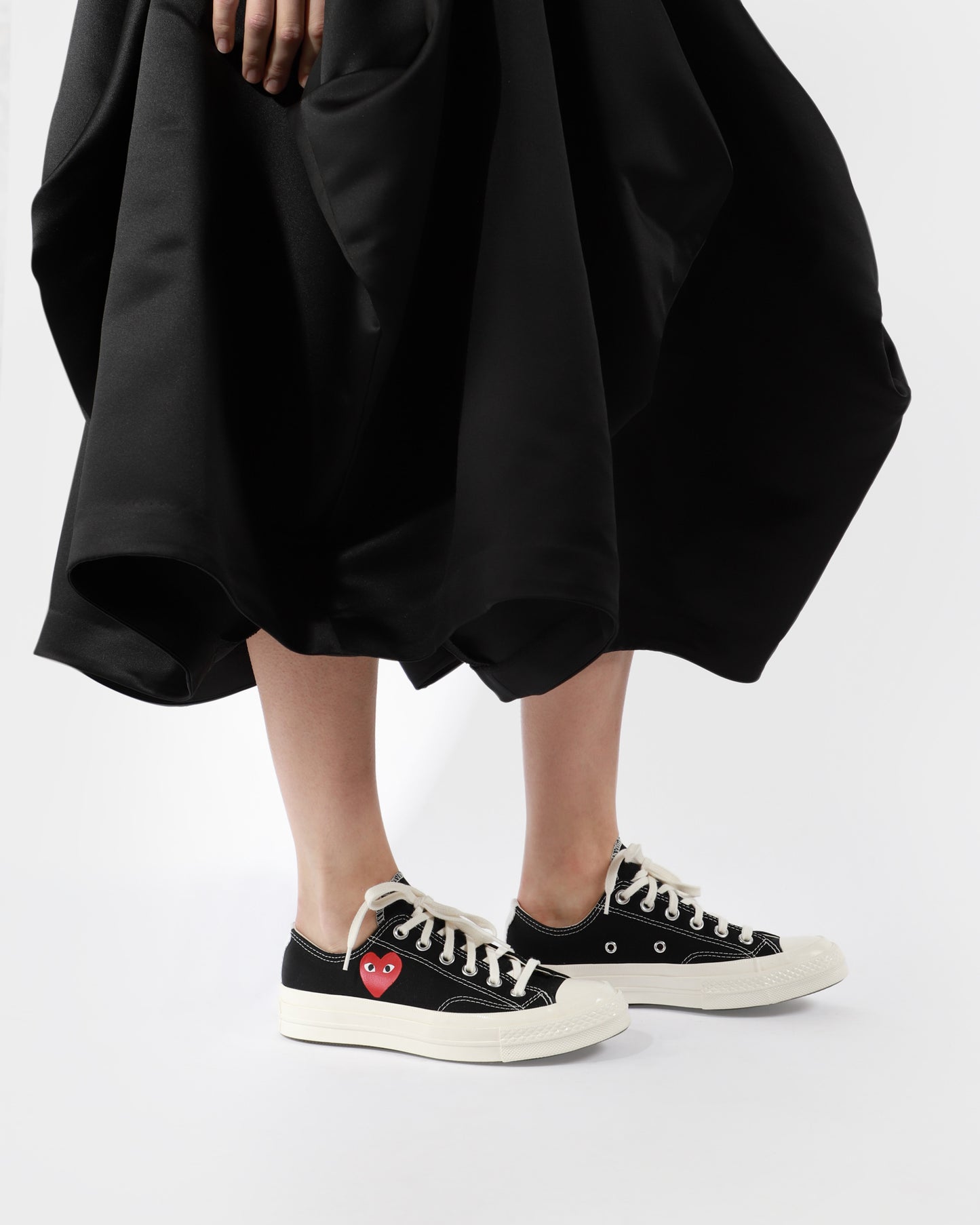 PLAY X Converse Chuck 70 Small Heart Low Top Sneakers