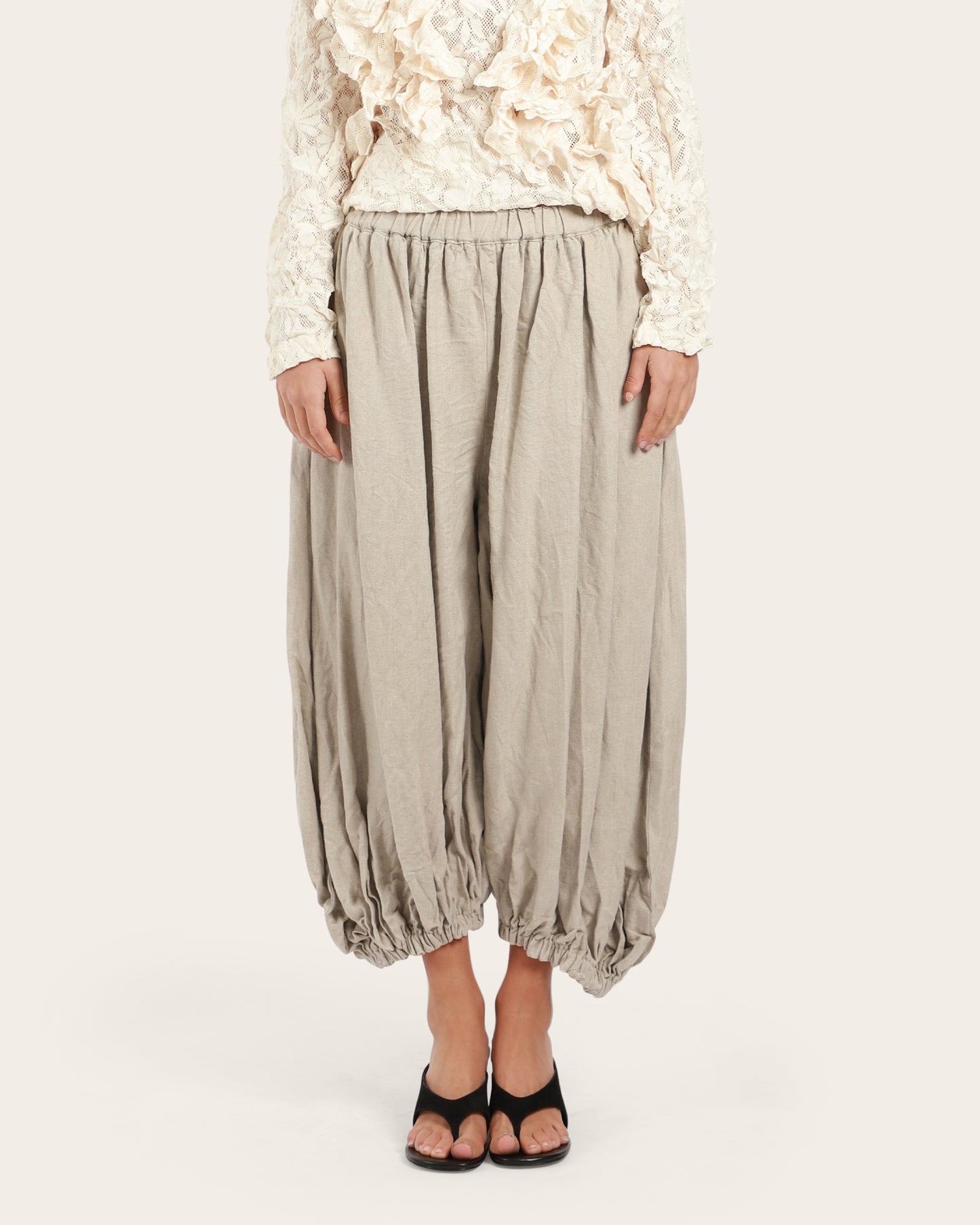 Cropped Balloon Trousers