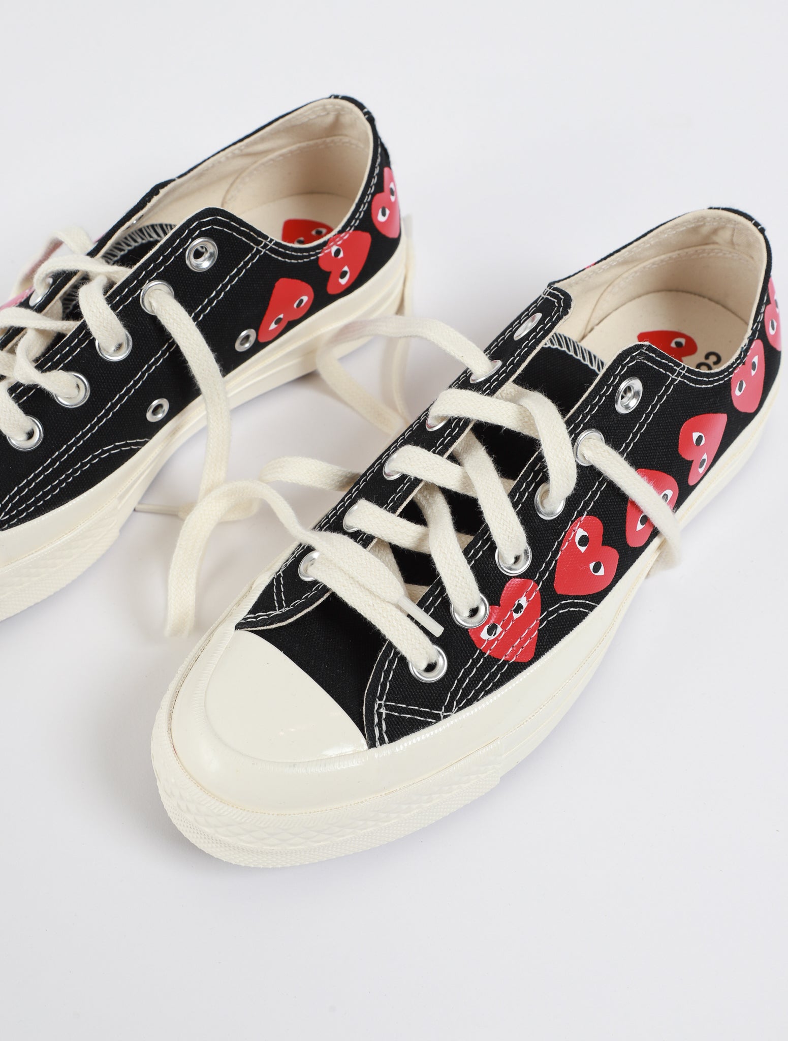 PLAY X Converse Low Top Multi Heart