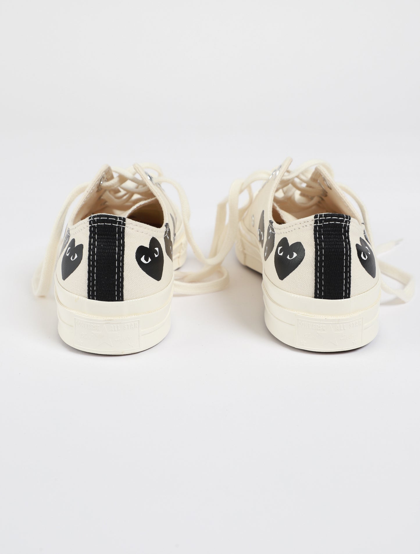 PLAY X Converse Low Top Multi Heart