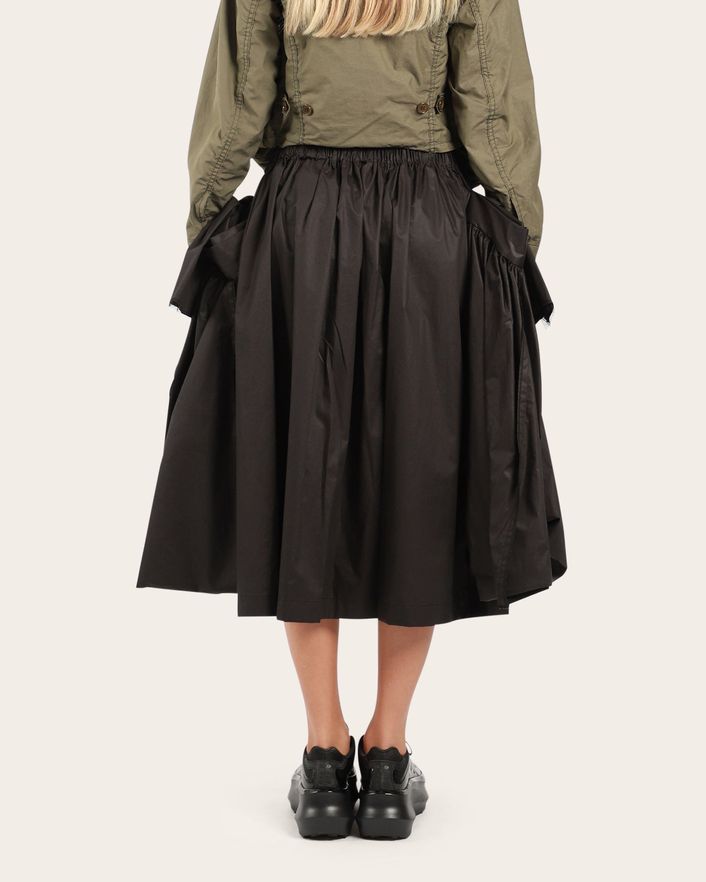 Clasp Pocket Skirt