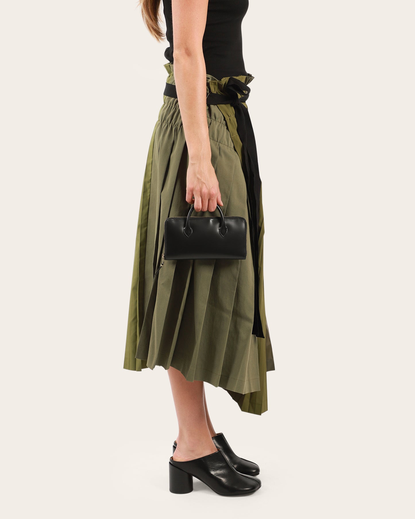 Handles Wallet Medium