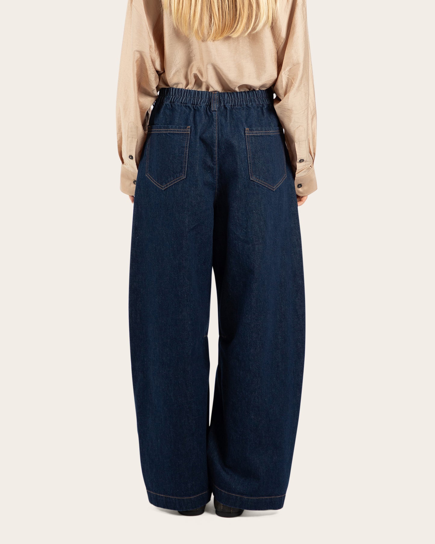 Curved Baggy Jeans