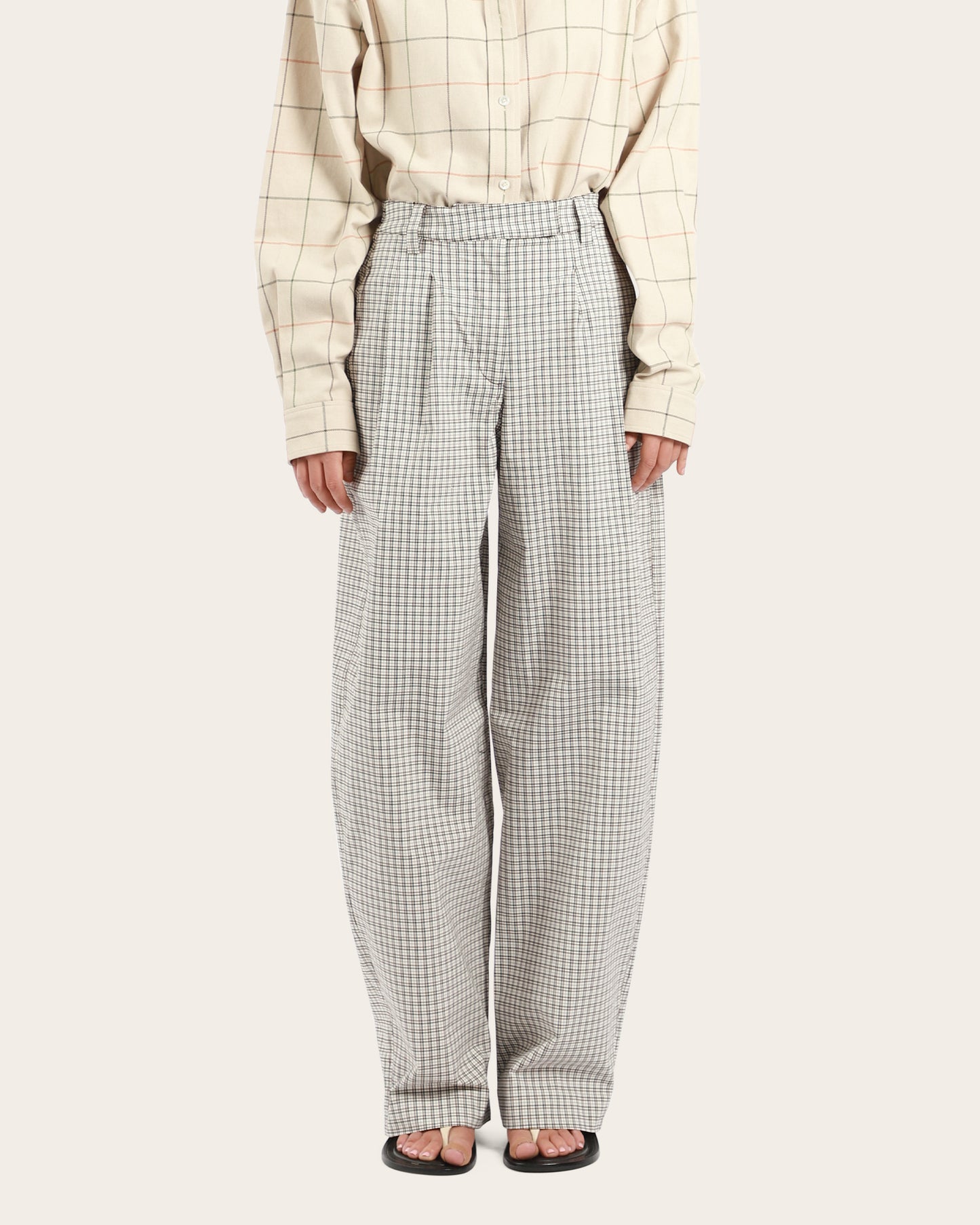 Pleated Barrel Pants