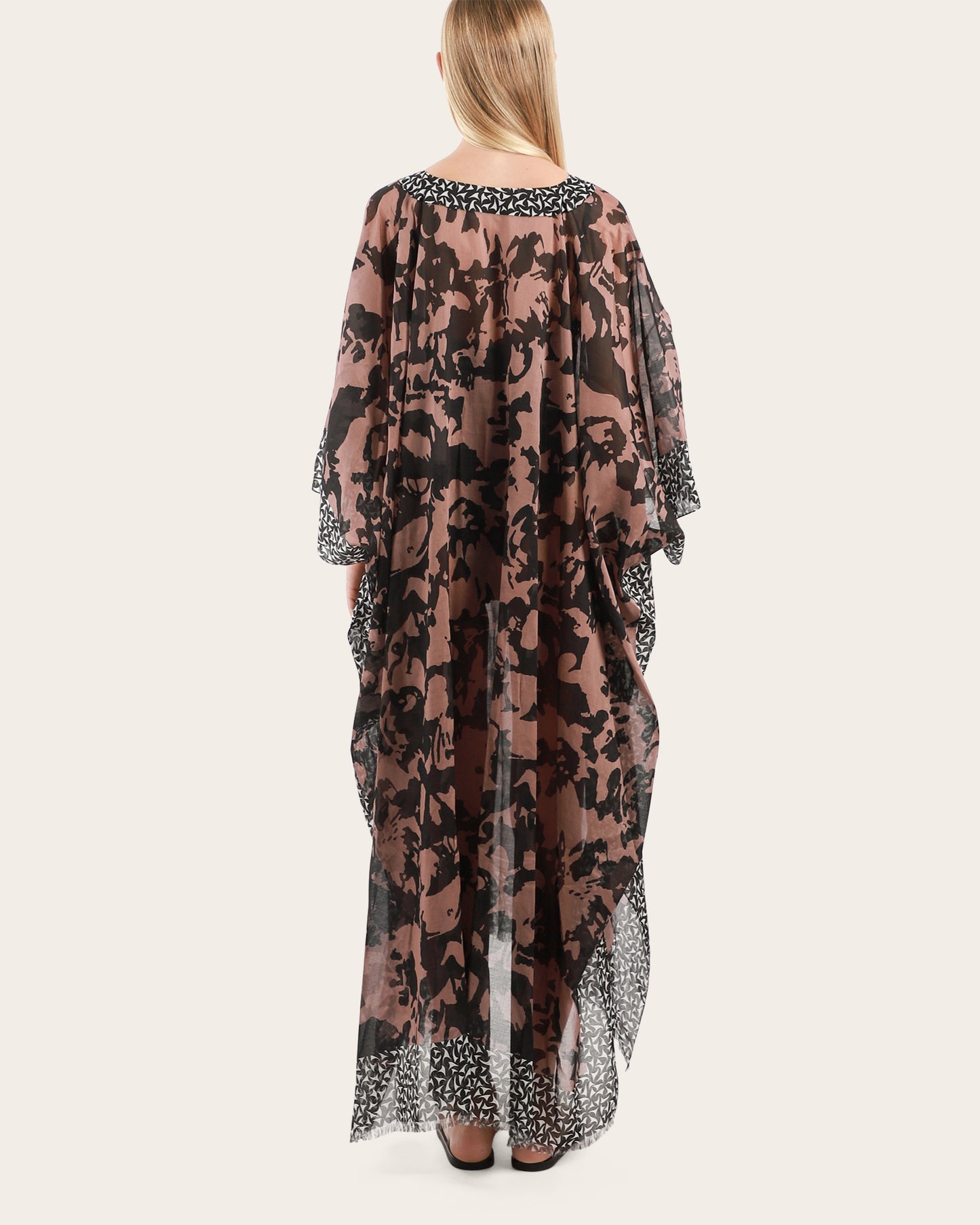 Carland Caftan