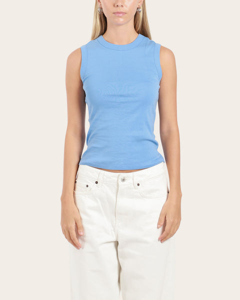 Esmé Tank