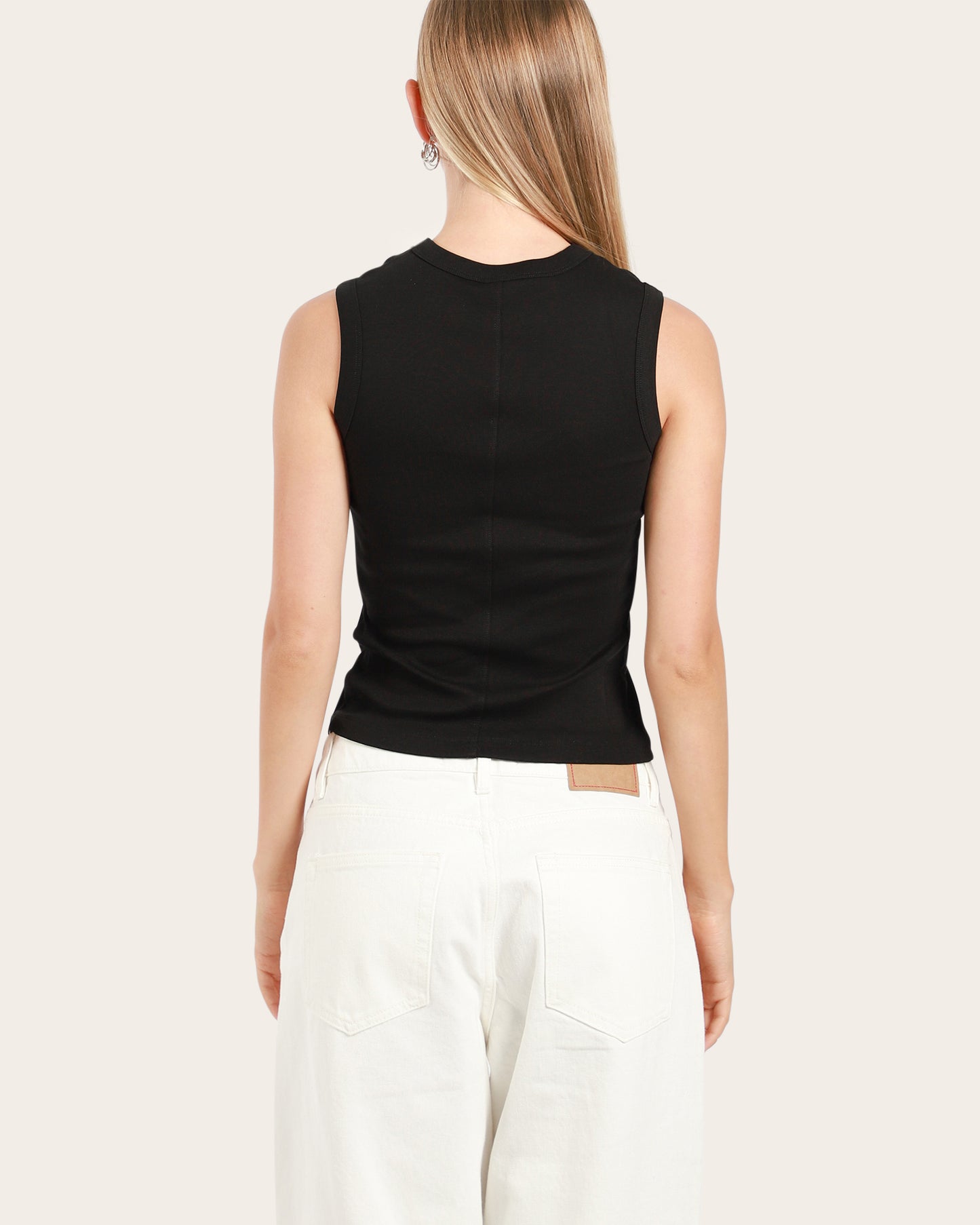 Esmé Tank