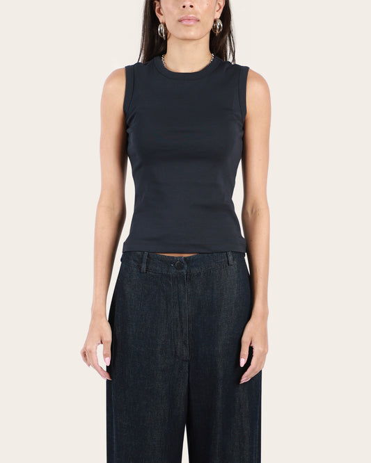 Esme Tank
