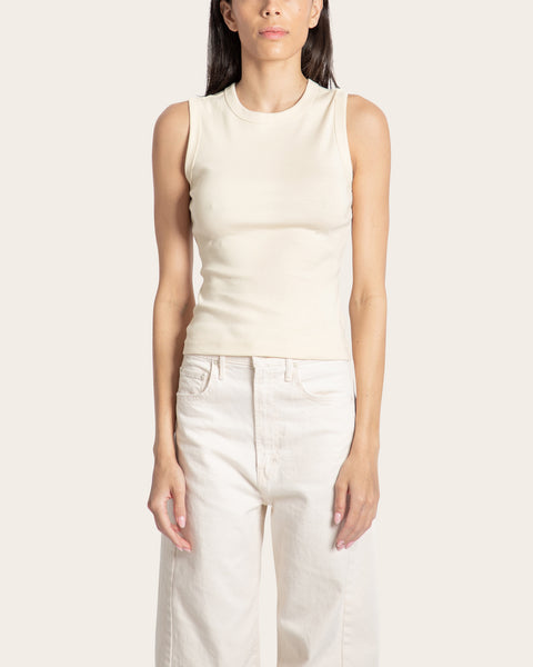 Esmé Tank