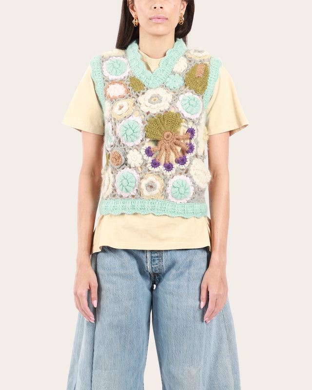 Dreamy Floral Vest