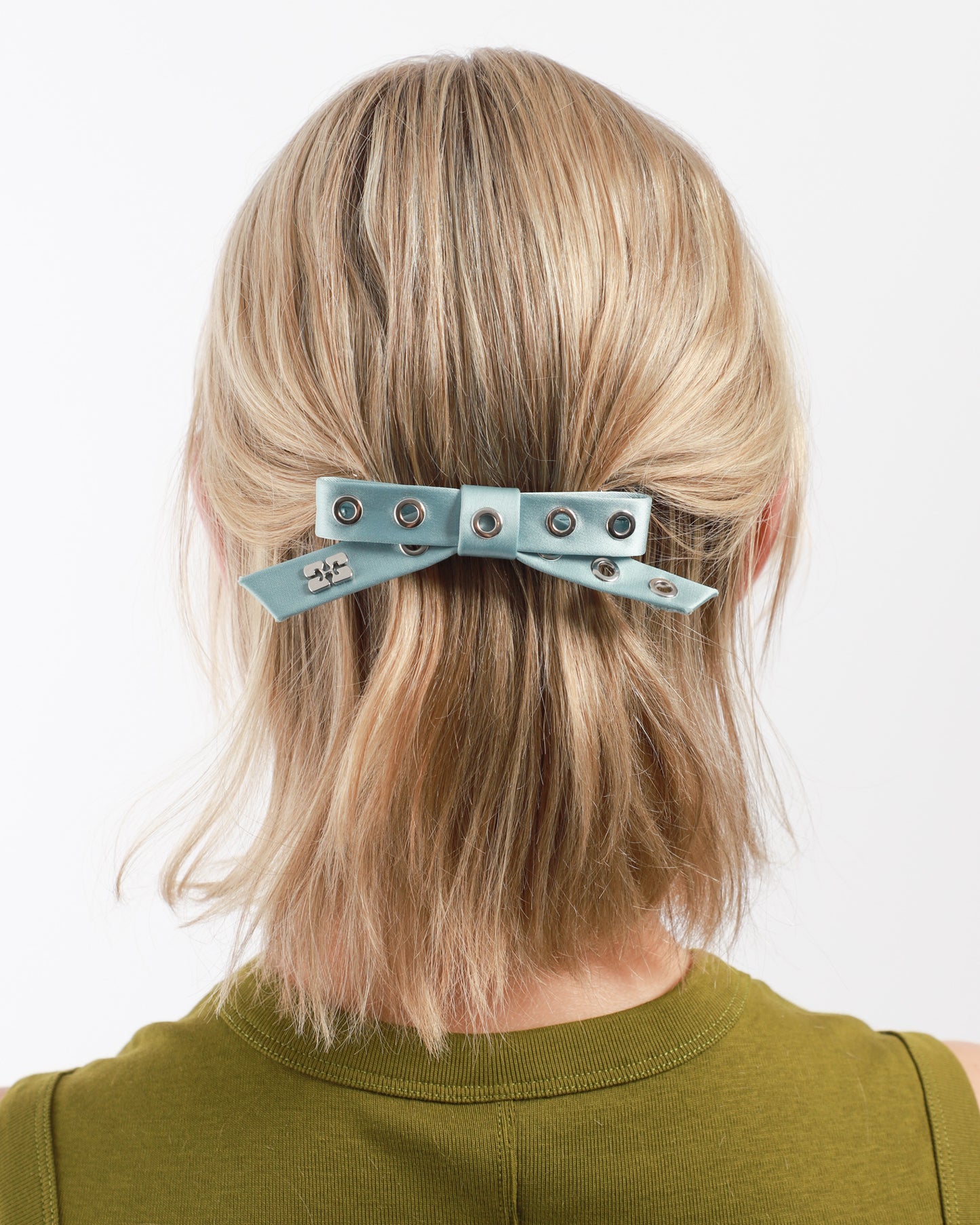 Eyelet Bow Barette