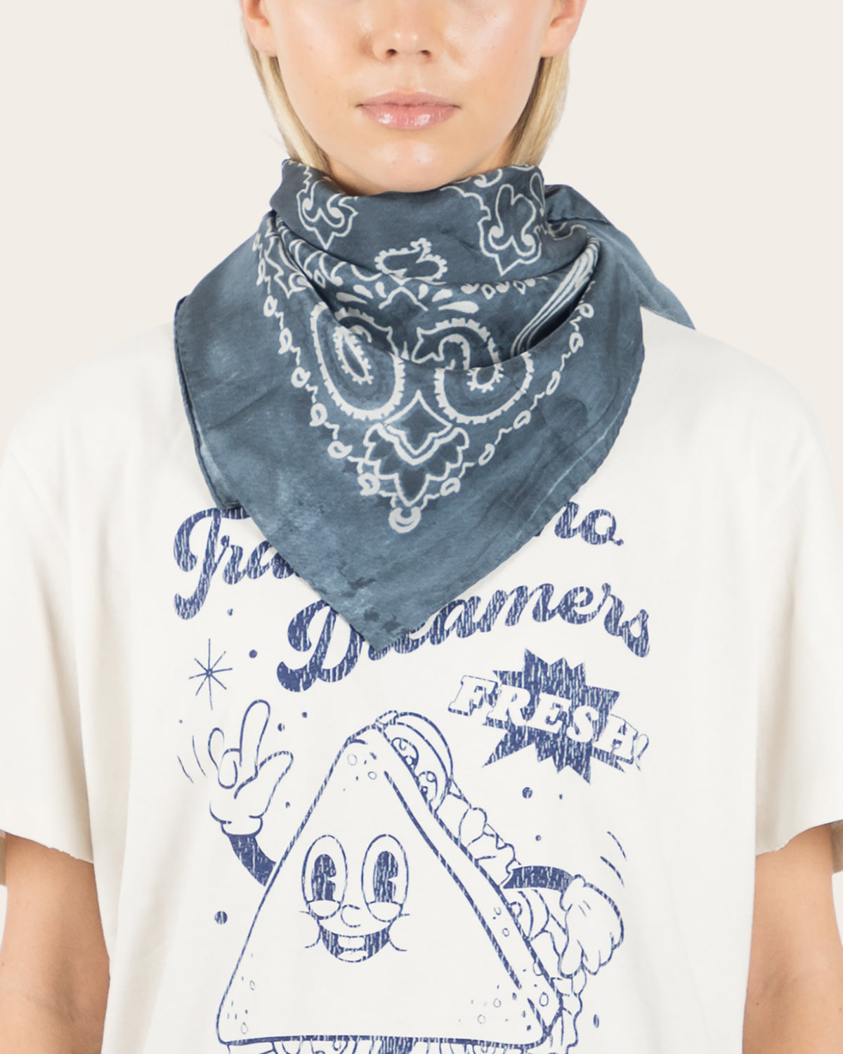 Golden Foulard