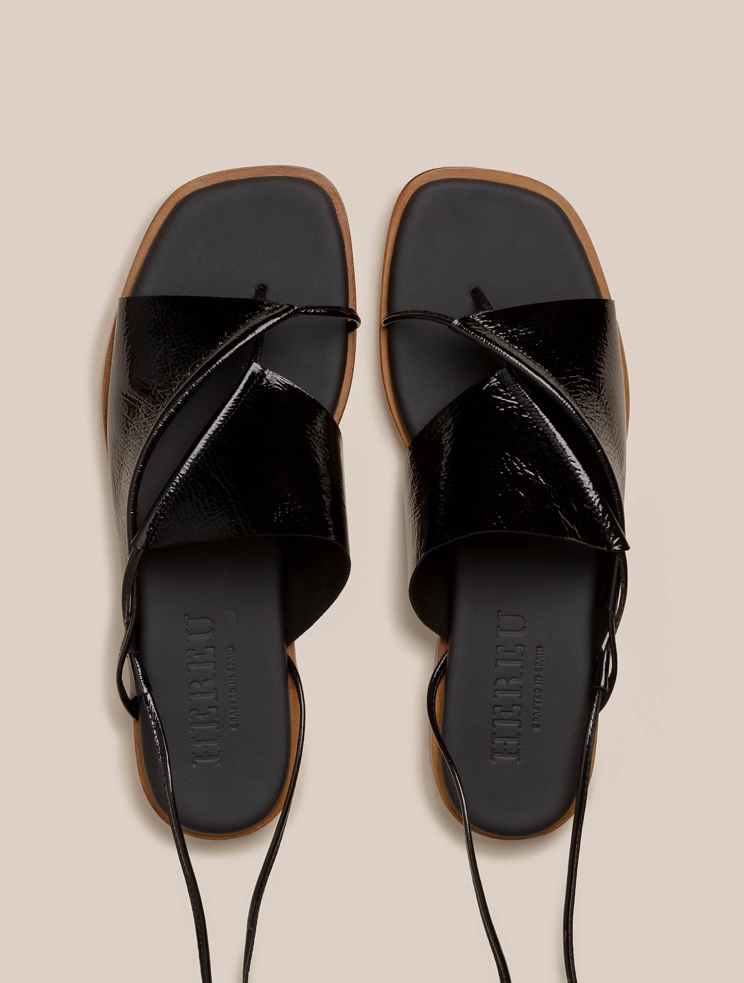 Clava Crinkled Glossy Sandals