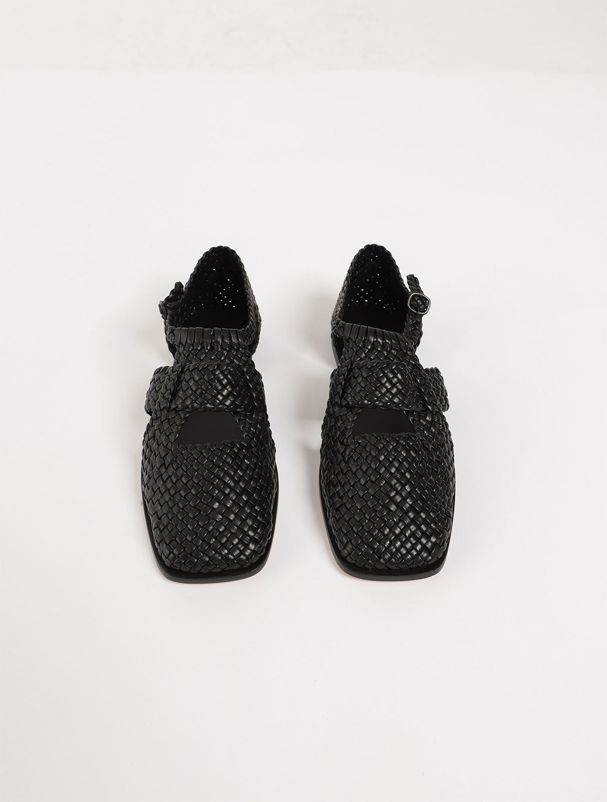 Serra Woven Flats