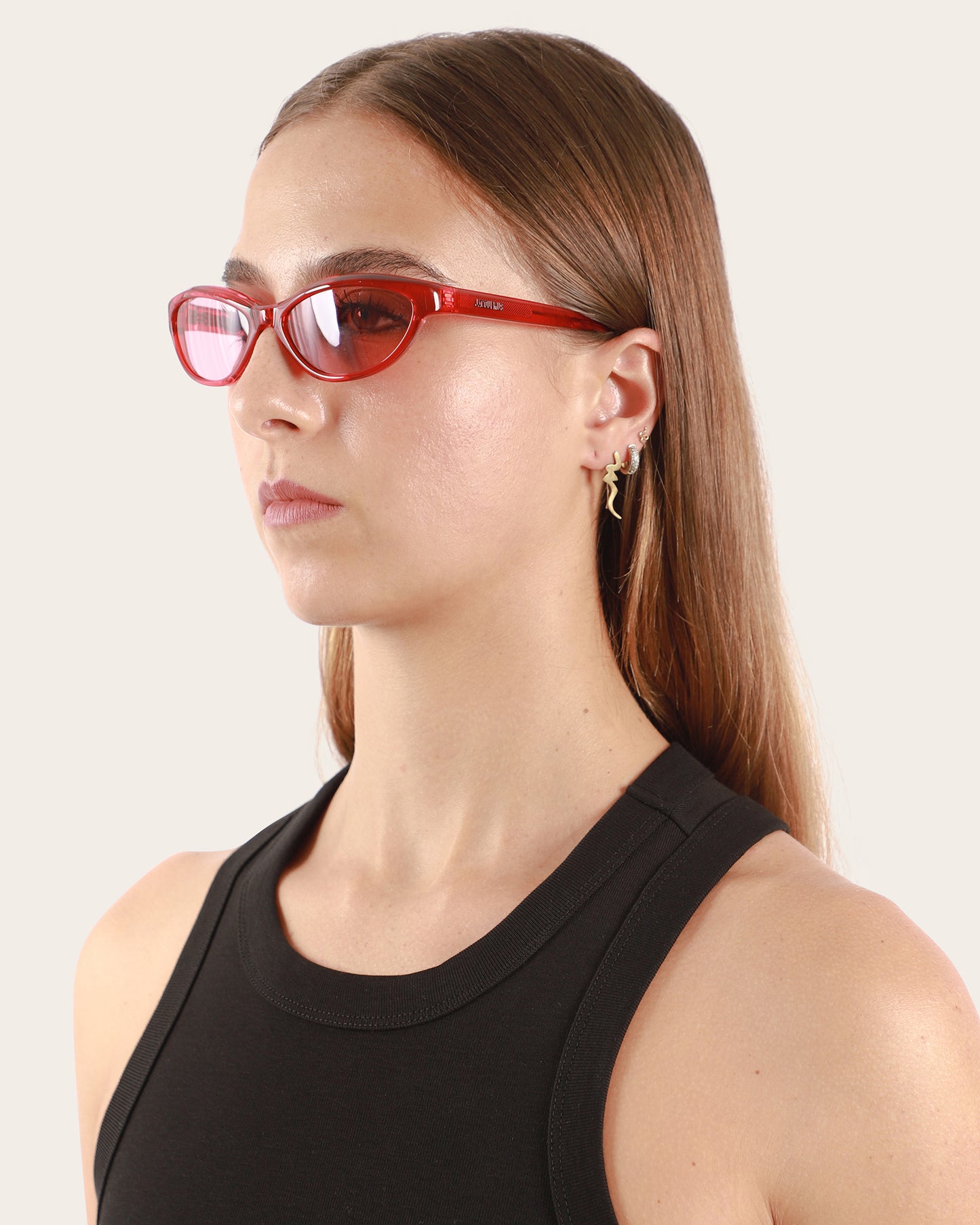Curvo Cherry Sunglasses