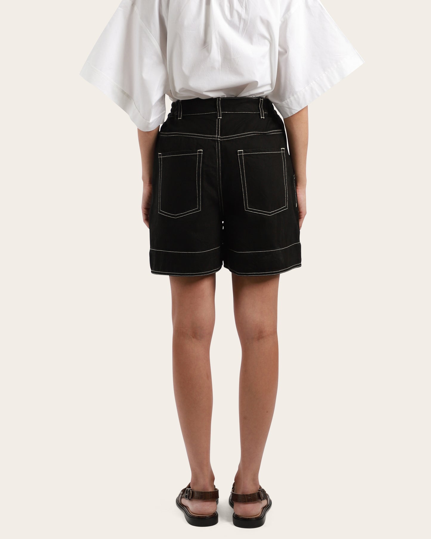 Outline Shorts