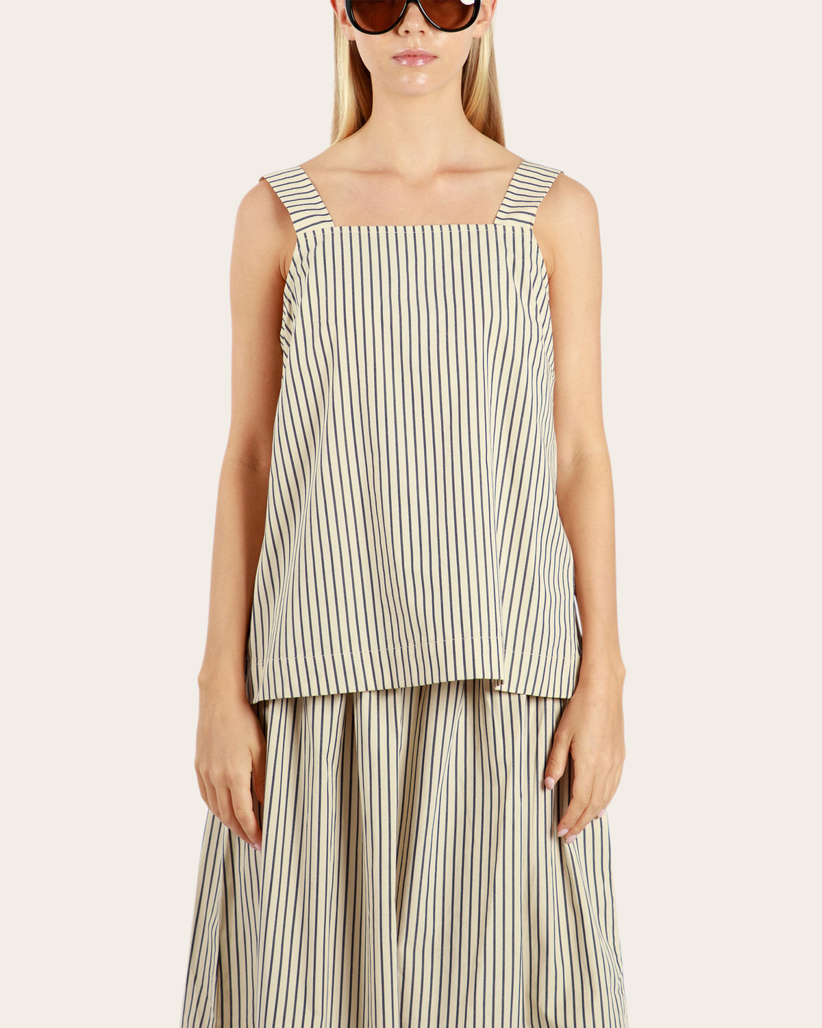 Elle Top