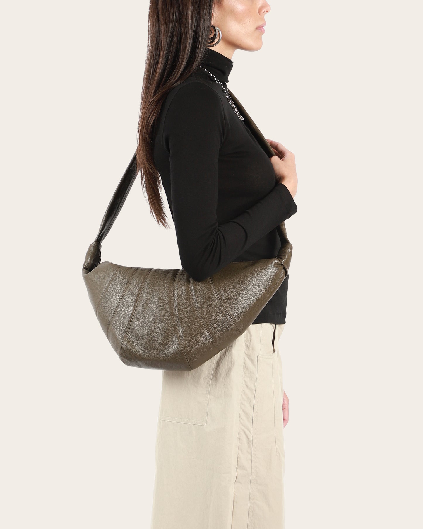 Medium Croissant Bag